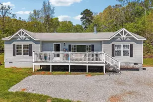 2496 Venture Dr, Gainesville, GA 30506 - Photo 2