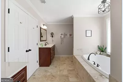 1033 Wash Lee Drive SW, Lilburn, GA 30047 - Photo 24