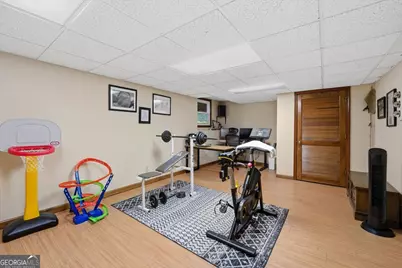 1033 Wash Lee Drive SW, Lilburn, GA 30047 - Photo 30