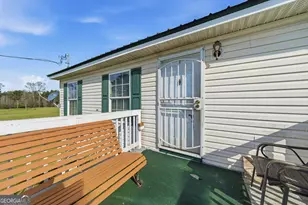 219 Hitchcock, Milledgeville, GA 31061 - Photo 4
