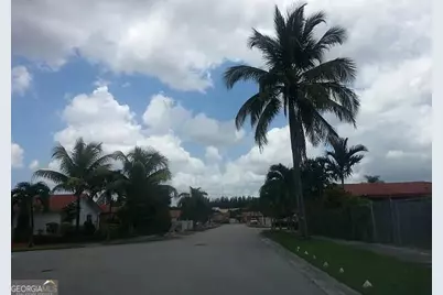 13965 SW 10th Street, Miami, FL 33184 - Photo 4