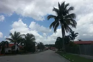 13965 SW 10th St, Miami, FL 33184 - Photo 4