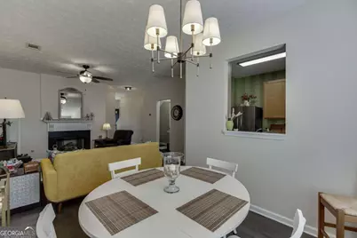 6245 Shoreview Circle, Flowery Branch, GA 30542 - Photo 10