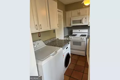 1616 Briarcliff Road NE UNIT #5, Atlanta, GA 30306 - Photo 2