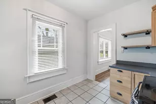 1933 Mercer Ave, College Park, GA 30337 - Photo 22