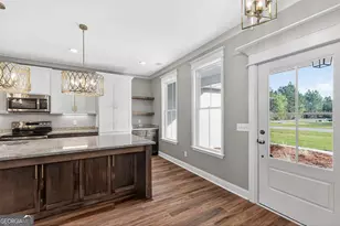 81 Silver Bluff Dr, Brunswick, GA 31523 - Photo 4