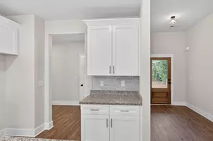 209 Wisteria Ln, Mansfield, GA 30055 - Photo 12