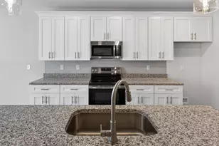 209 Wisteria Ln, Mansfield, GA 30055 - Photo 4