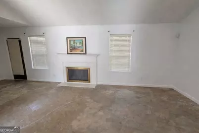 208 Nadia Court, Locust Grove, GA 30248 - Photo 4