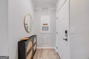 2131 Whitemarsh Way, Savannah, GA 31410 - Photo 4