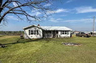 9297 Lynntown Rd, Collins, GA 30421 - Photo 2