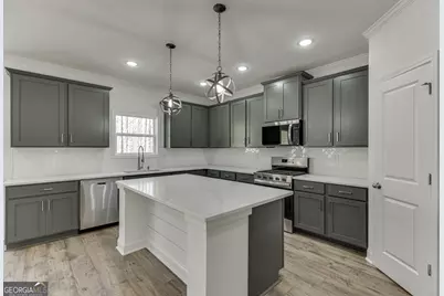 1003 Lakeview, Commerce, GA 30529 - Photo 8