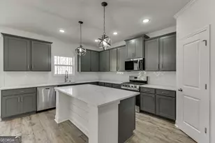 1003 Lakeview, Commerce, GA 30529 - Photo 8