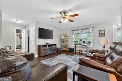 55 Edgewater Drive, Griffin, GA 30223 - Photo 6