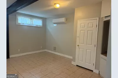 836 E Henry Street #D, Savannah, GA 31401 - Photo 4