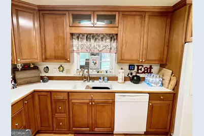 707 W Conyers, Saint Marys, GA 31558 - Photo 8