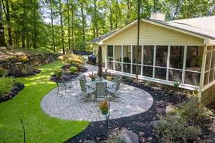 910 Chickasaw Dr, Westminster, SC 29693 - Photo 2