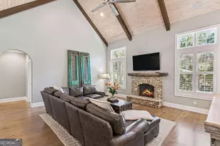 306 Broadway St, Saint Simons, GA 31522 - Photo 10