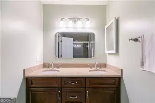 620 Oakstone Way, Roswell, GA 30075 - Photo 20