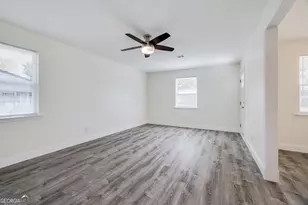 308 E 4th St, Springfield, GA 31329 - Photo 14