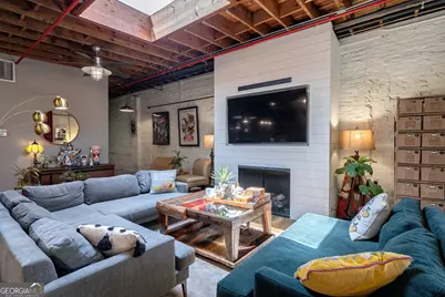 585 White Circle #402, Athens, GA 30605 - Photo 2