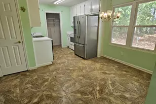 509 Heritage Ridge Dr, Monroe, GA 30655 - Photo 2