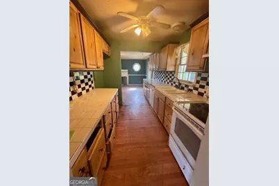 551 Bradford Road, Clayton, GA 30525 - Photo 6