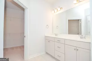 2562 Rathburn Cir, Loganville, GA 30052 - Photo 16