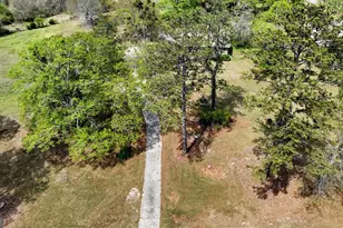 104 McIntosh Trail, Sharpsburg, GA 30277 - Photo 2