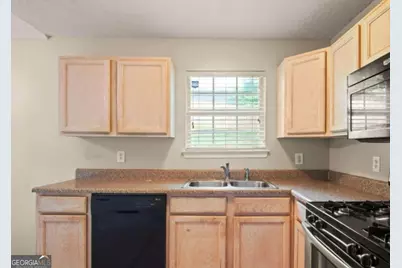 3045 Stonebridge Creek Drive, Lithonia, GA 30058 - Photo 6