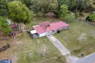 423 Pioneer Rd, Hinesville, GA 31313 - Photo 2