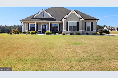 135 Graceton Farms Drive, Senoia, GA 30276 - Photo 1