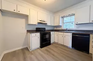 214 Cornell Dr, Warner Robins, GA 31093 - Photo 10