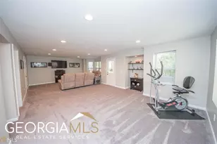 34 Camden Cir, Newnan, GA 30265 - Photo 18