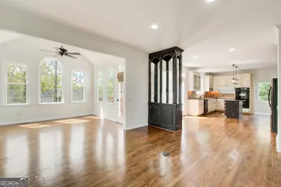 4910 Red Robin Ridge, Johns Creek, GA 30022 - Photo 10