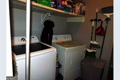 517 Greenview Avenue SE, Conyers, GA 30094 - Photo 6