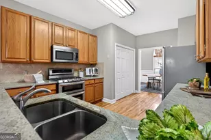 5740 Bryson Ln, Alpharetta, GA 30004 - Photo 10