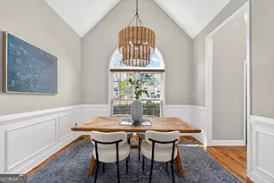 5740 Bryson Ln, Alpharetta, GA 30004 - Photo 8