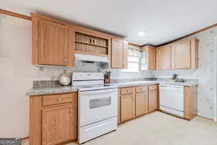 2555 Sam Tillman Rd, Statesboro, GA 30458 - Photo 12