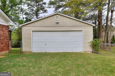 2261 Clairmont Circle, Snellville, GA 30078 - Photo 2