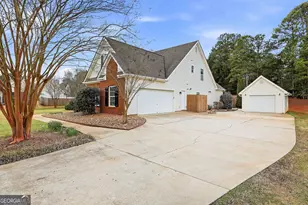 83 Mount Moriah Dr, Senoia, GA 30276 - Photo 2