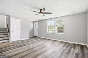 3579 Bramblevine Cir, Lithonia, GA 30038 - Photo 8