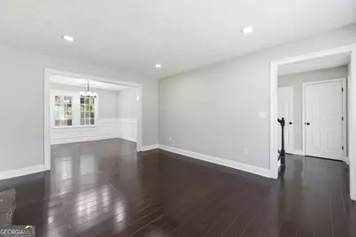 2990 Dowry Drive, Lawrenceville, GA 30044 - Photo 10