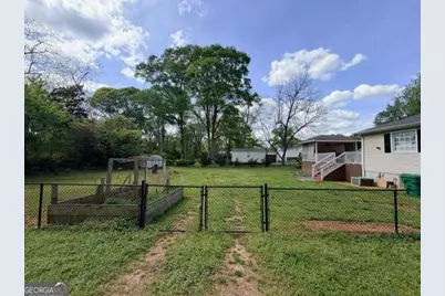 2025 Broad Street, Statham, GA 30666 - Photo 4