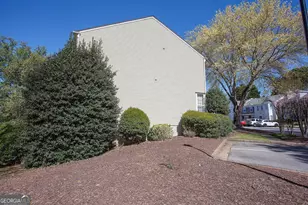 1300 Morningside Park Dr, Alpharetta, GA 30022 - Photo 4