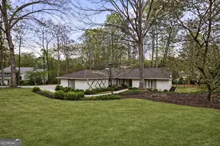 102 Springridge Ct, Peachtree City, GA 30269 - Photo 2