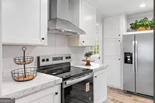 143 Lisa Ln, Hortense, GA 31543 - Photo 4