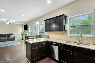 105 Briandwood Dr, Newnan, GA 30265 - Photo 18