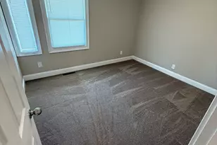 657 Athens St, Jefferson, GA 30549 - Photo 12