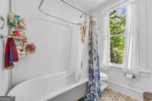 712 E 37th St, Savannah, GA 31401 - Photo 28
